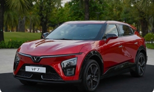 VINFAST VF7